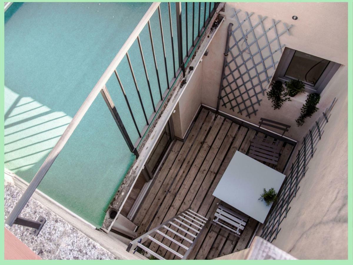 Aventure Avignonnaise - Rooftop Terrasse - Intramuros - City Center Buitenkant foto